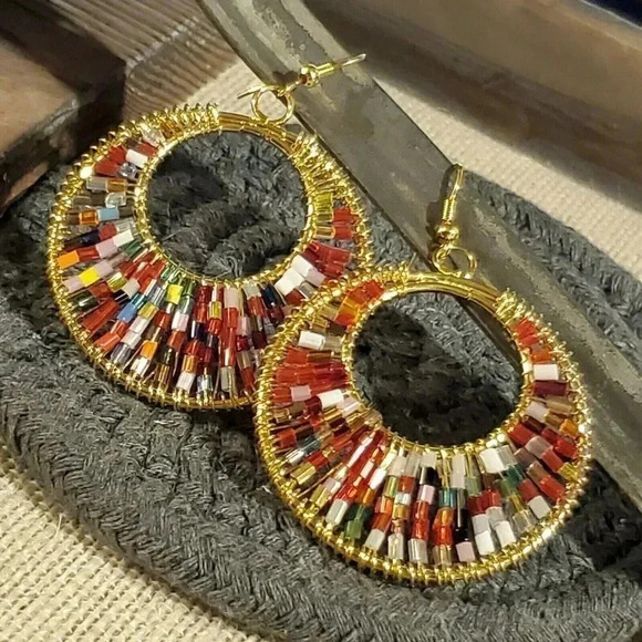 Beaded Red Multi Tiny Glass Beads Gogo Gold Tone Hoop Earrings - Picture 2 of 8